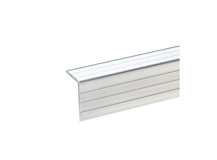 Adam Hall Hardware 6108 - Aluminium Case Angle 30 x 20.5 mm *Pris per meter 
